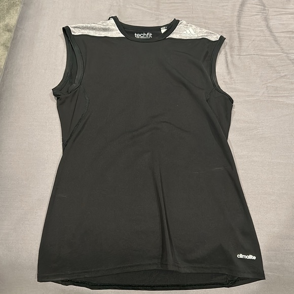 (2) Two Adidas TechFit Compression Black/Gray Tank Tops Size L - Picture 2 of 4